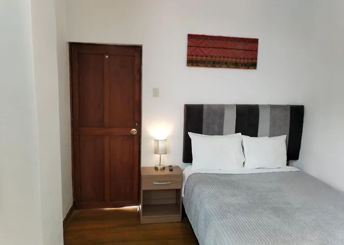 El Jardin De Jeni Guest house